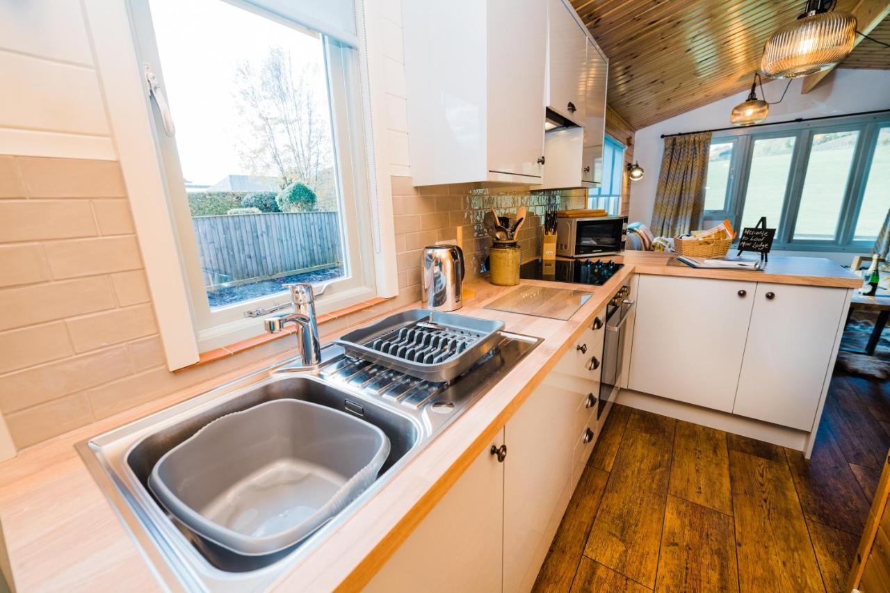 Low Moor Lodge Scarborough Bagian luar foto